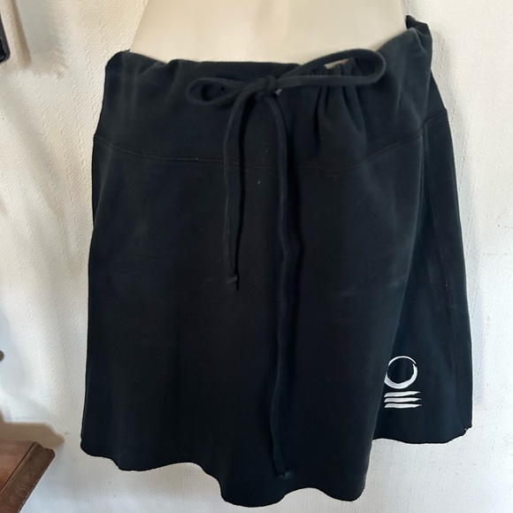 Black Yogawear Knit Skirt - Picture 1 of 7